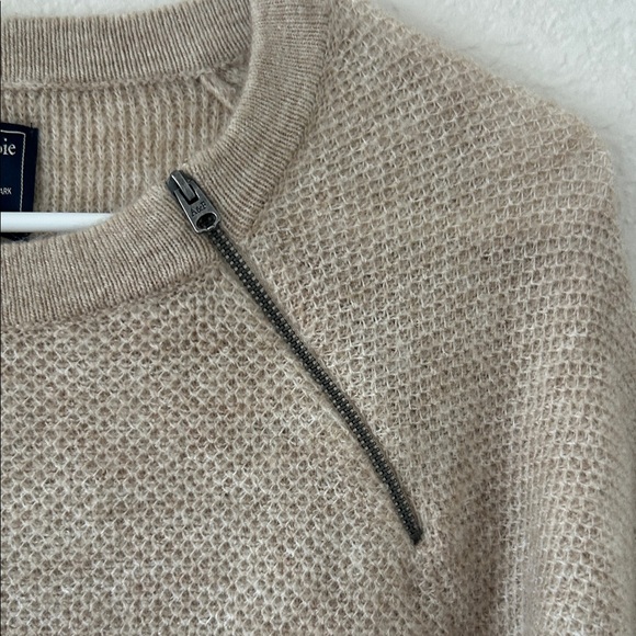 Abercrombie & Fitch Tan Crew Neck Sweater - Picture 3 of 5